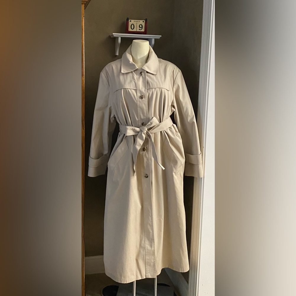 Vtg Classic BOTANY 500 Women’s Trench Coat Beige Removable Faux Lining Size M